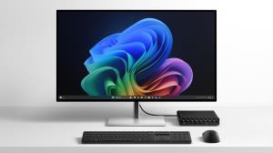 EliteDesk 8 Mini G2i NGAI - Core Ultra 9 386H - 32GB RAM - 1TB SSD - Win11 Pro - Qwerty UK